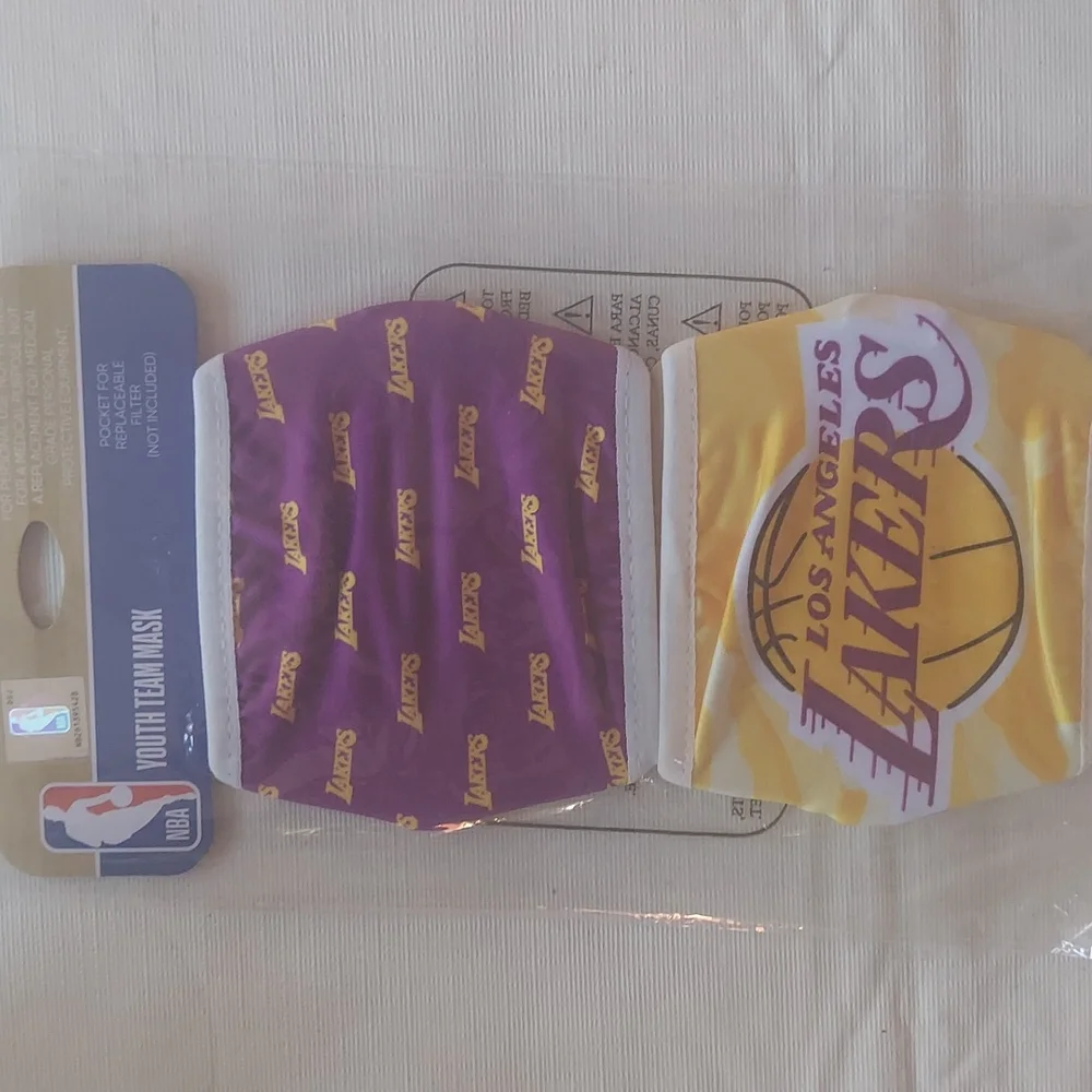 Los Angeles Lakers NBA Youth Masks2 pack Brand New in Packaging Sells for $14.99